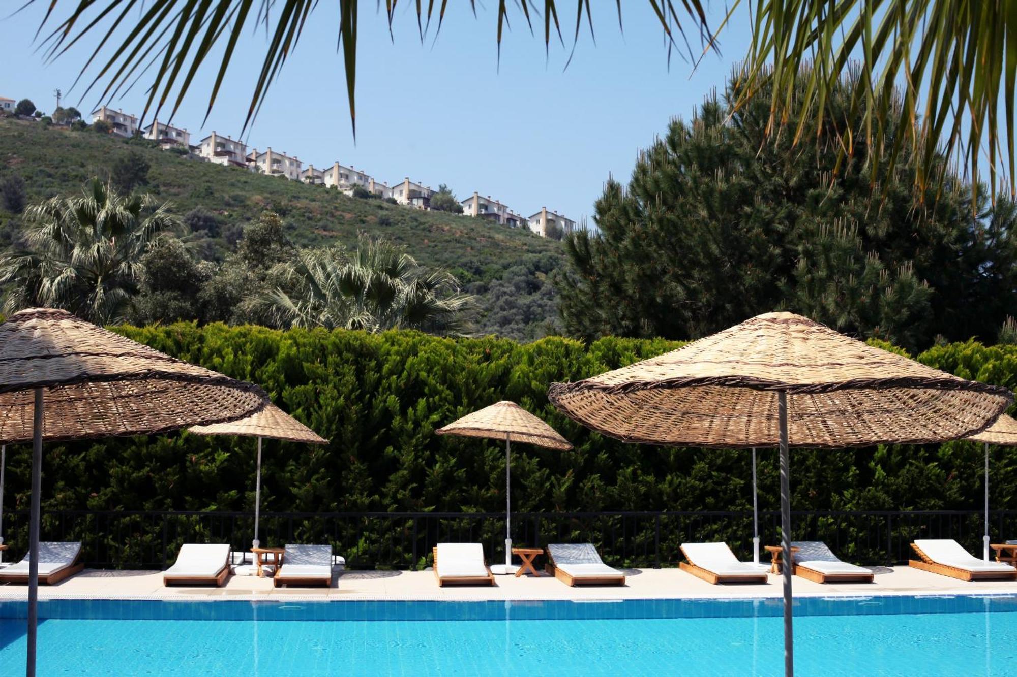 Med-Inn Hotel Gulluk Екстериор снимка
